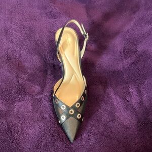 Jessica Simpson Elegant Black Slingback Heels with Metallic Accents